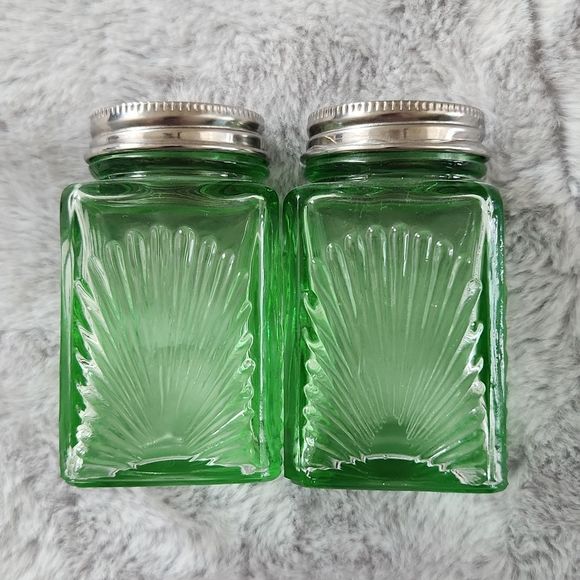Kitchen Vintage Depression Glass Jars Poshmark